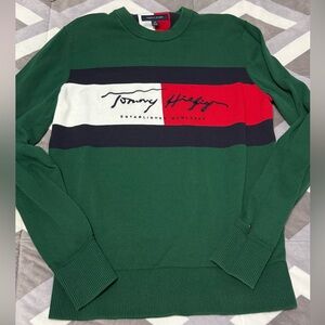 ❌SOLD❌Tommy Hilfiger Men's Green Crewneck Sweater